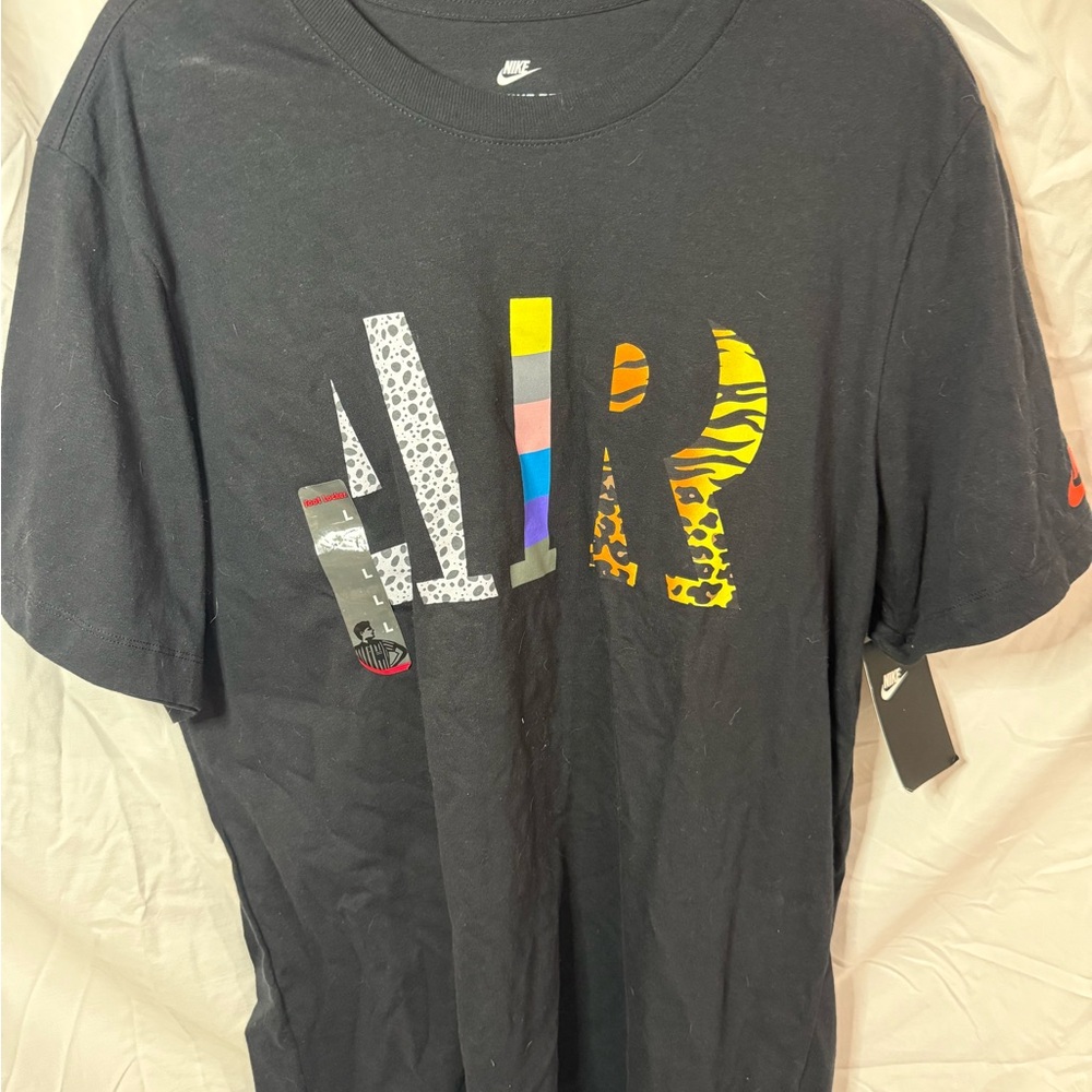 Nike Men's Black Multicolor Graphic Tee